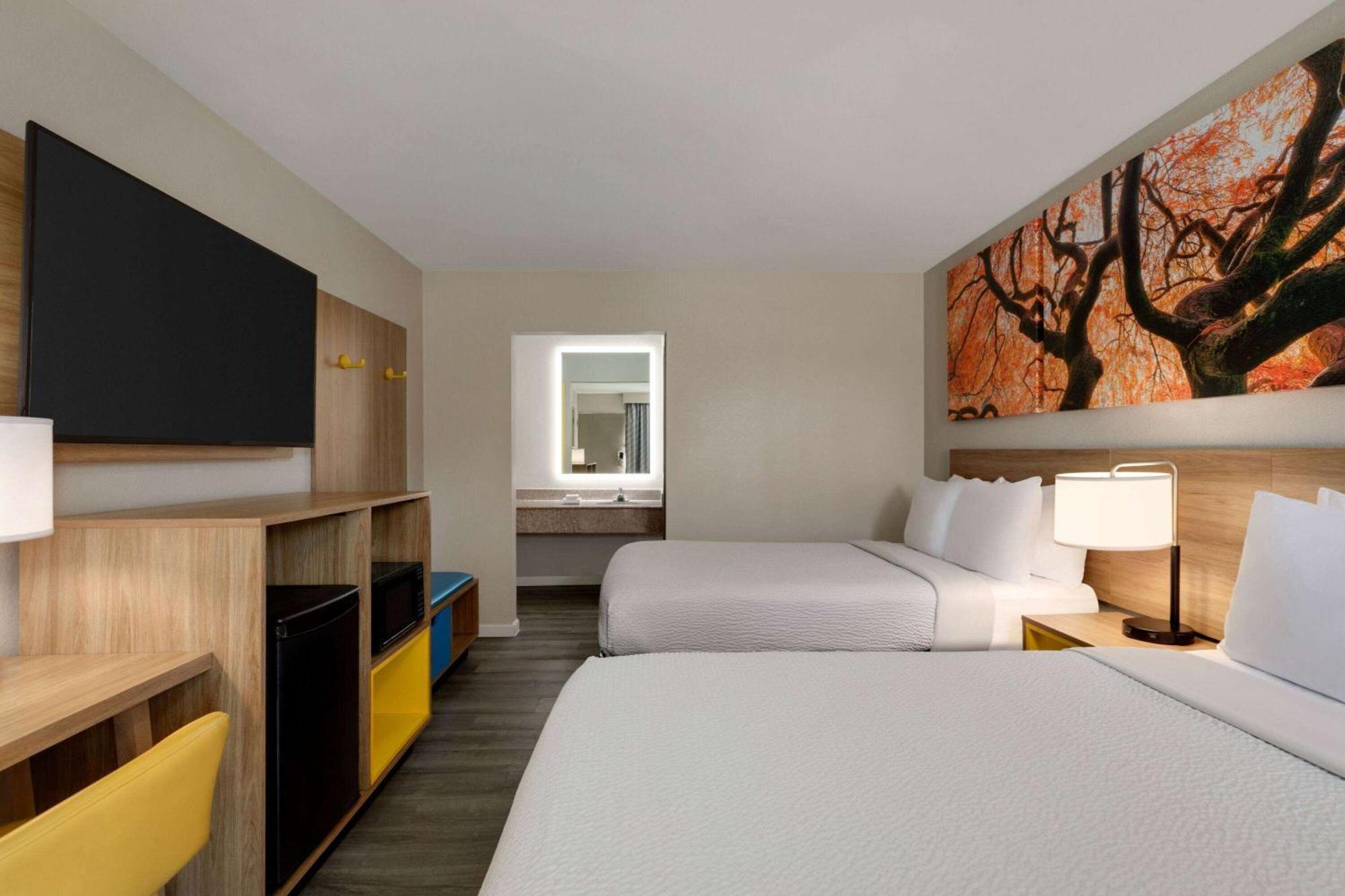 Days Inn By Wyndham Emporia Kültér fotó